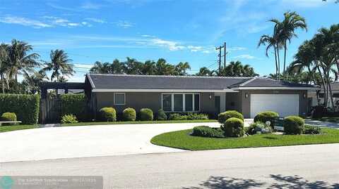2750 NE 45th St, Lighthouse Point, FL 33064