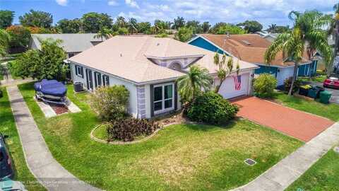 240 SE 8th St, Dania Beach, FL 33004