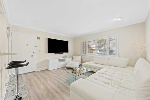 5720 NE 22nd Way, Fort Lauderdale, FL 33308