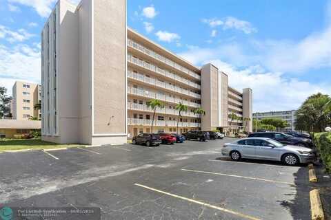 421 NE 14th Ave, Hallandale Beach, FL 33009