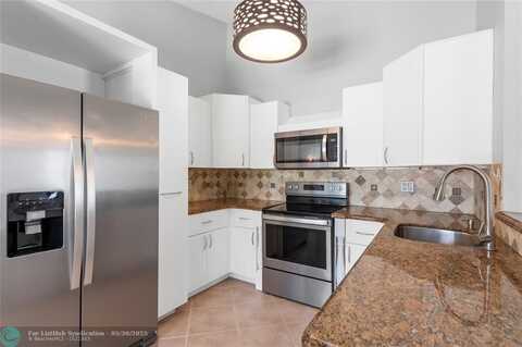 22840 Markham Way, Boca Raton, FL 33428