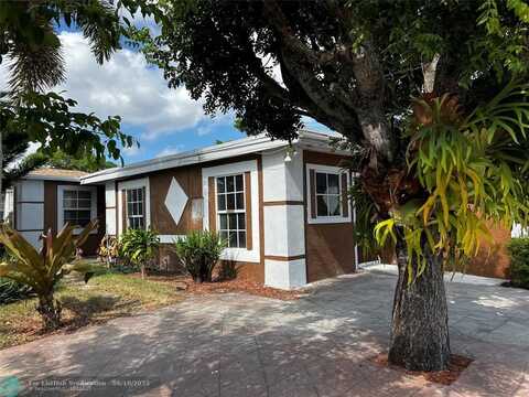 101 NW 13th Ave, Boynton Beach, FL 33435