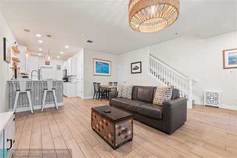 1030 Eucalyptus Dr, Hollywood, FL 33021