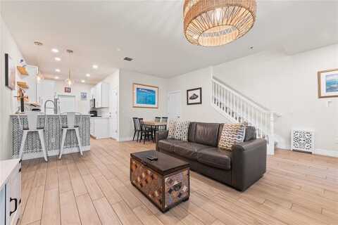 1030 Eucalyptus Dr, Hollywood, FL 33021