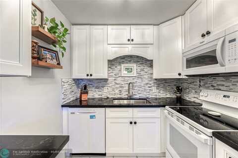 39 Islewood B, Deerfield Beach, FL 33442