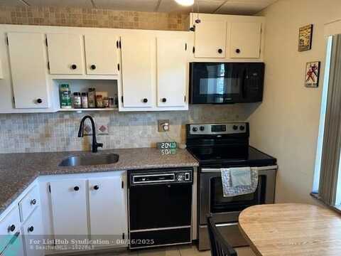 7705 NW 5th Ct, Margate, FL 33063