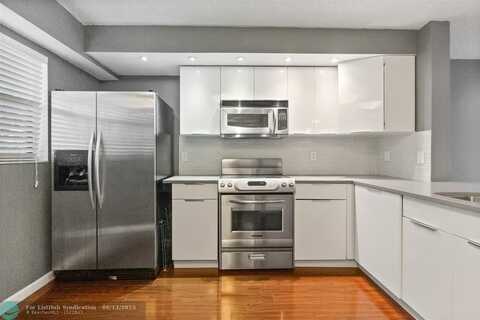 7675 NW 79th Ave, Tamarac, FL 33321