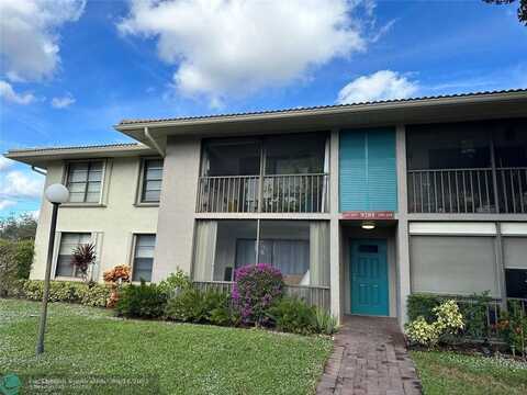 9785 Pineapple Tree Dr, Boynton Beach, FL 33436