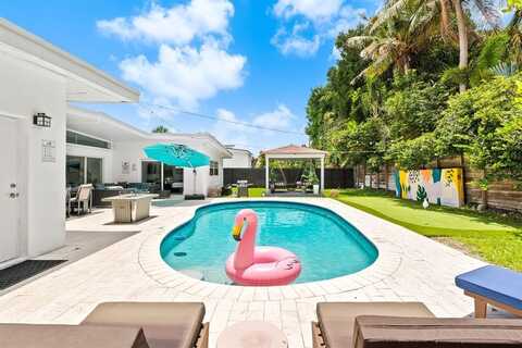 20000 Highland Lakes Blvd, Miami, FL 33179
