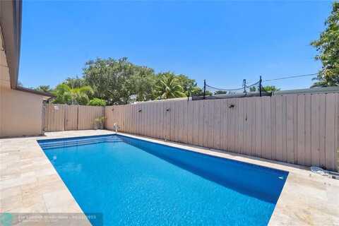 5641 SW 38th Ct, Davie, FL 33314