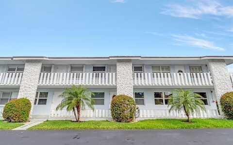 5520 N Ocean Blvd, Ocean Ridge, FL 33435