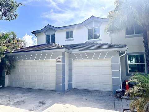 4755 Chardonnay Dr, Coral Springs, FL 33067