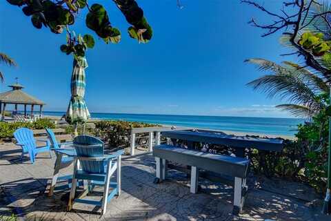 5520 N Ocean Blvd, Ocean Ridge, FL 33435
