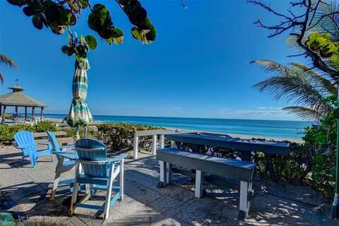5520 N Ocean Blvd, Ocean Ridge, FL 33435