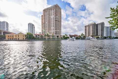 19390 Collins Ave, Sunny Isles Beach, FL 33160