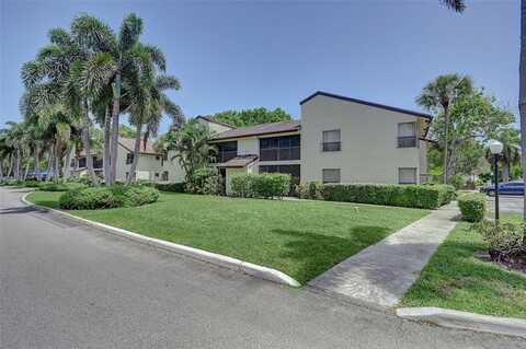 3331 Cocoplum Cir, Pompano Beach, FL 33063