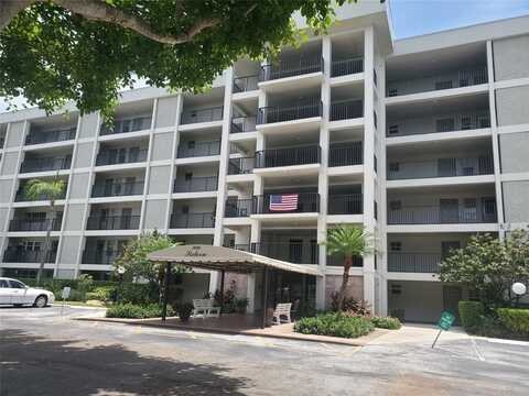 2650 S Course Dr, Pompano Beach, FL 33069