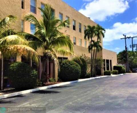 2716 S Dixie Hwy, West Palm Beach, FL 33405