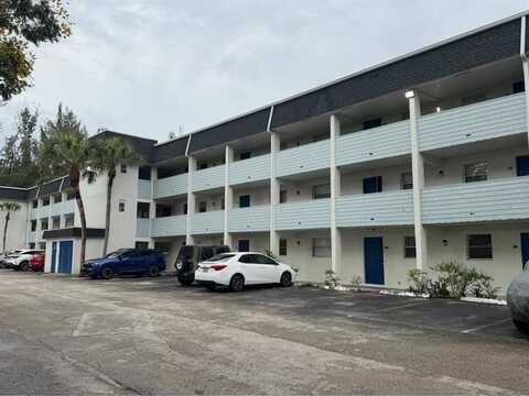 5080 SW 64th Ave, Davie, FL 33314