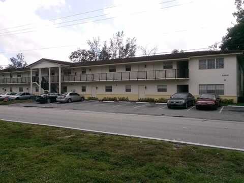 8600 NW 40th St, Coral Springs, FL 33065