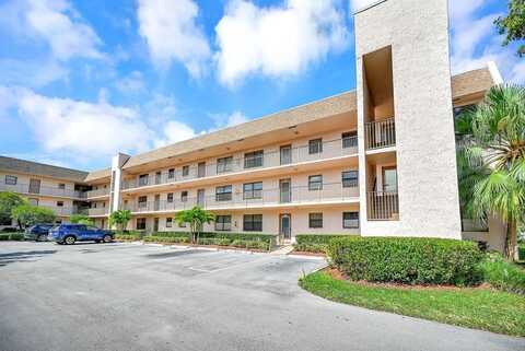 10442 Sunrise Lakes Blvd, Sunrise, FL 33322