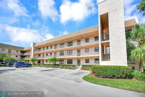 10442 Sunrise Lakes Blvd, Sunrise, FL 33322