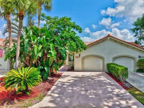 6805 Barbarossa St, Boca Raton, FL 33433