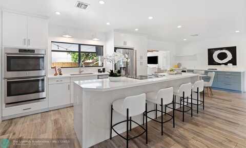 208 NE 16th Pl, Fort Lauderdale, FL 33305