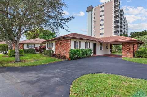 9089 Thunderbird, Coral Springs, FL 33065
