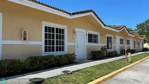 3834 SW 48th Ave, Pembroke Park, FL 33023