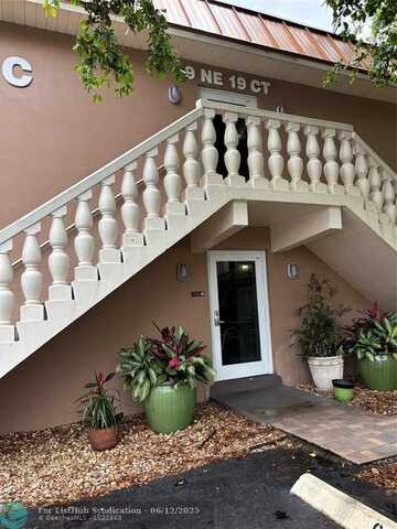 9 NE 19 CT, Wilton Manors, FL 33305