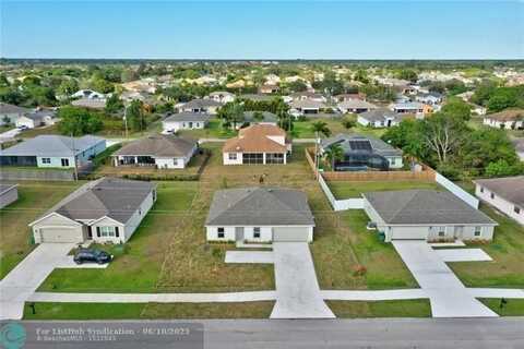 555 SW Paar Dr, Port Saint Lucie, FL 34953