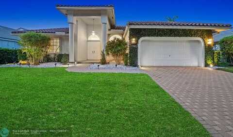 2904 Oakbrook Dr, Weston, FL 33332