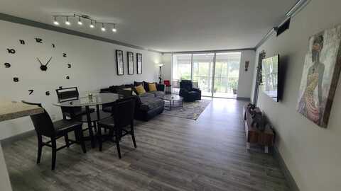 2650 S Course Dr, Pompano Beach, FL 33069
