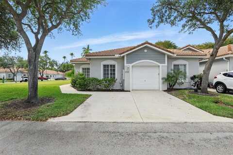 4747 SW 12th Pl, Deerfield Beach, FL 33442