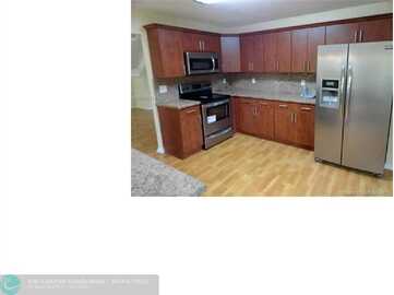 710 NW 207th Ave, Pembroke Pines, FL 33029