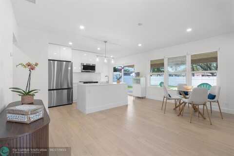 2737 Harding St, Hollywood, FL 33020