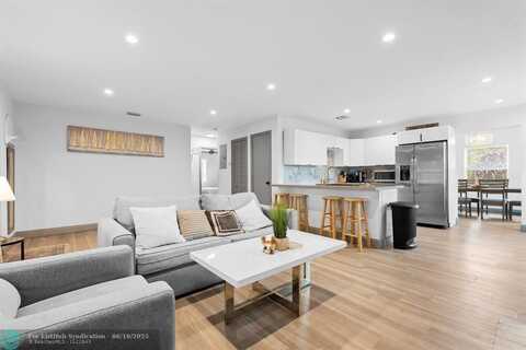 2624 NE 9th Street, Pompano Beach, FL 33062