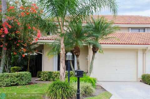8638 Eagle Run Dr, Boca Raton, FL 33434