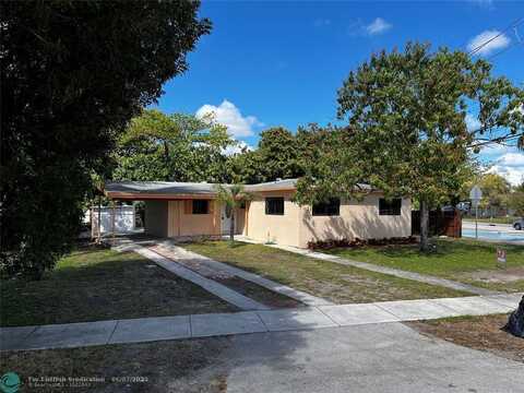 285 NE 43rd St, Deerfield Beach, FL 33064