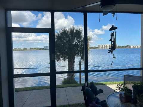 116 Lake Emerald Dr, Oakland Park, FL 33309