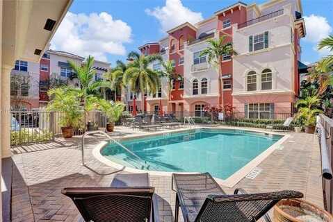 1033 NE 17th Way, Fort Lauderdale, FL 33304