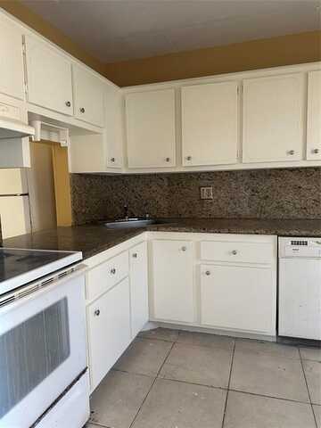 undefined, Tamarac, FL 33319