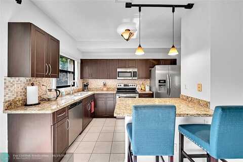 3432 NW 112th Ter, Coral Springs, FL 33065