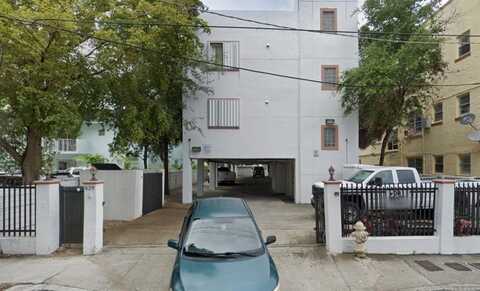 629 Sw 2 ST, Miami, FL 33130