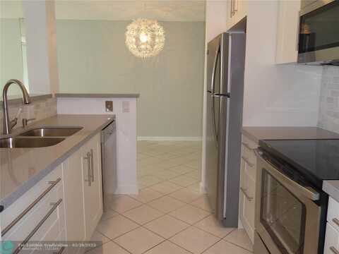 1009 N Ocean Blvd, Pompano Beach, FL 33062