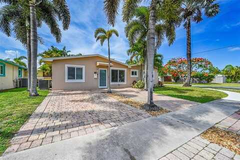 529 NE 2nd Pl, Dania Beach, FL 33004