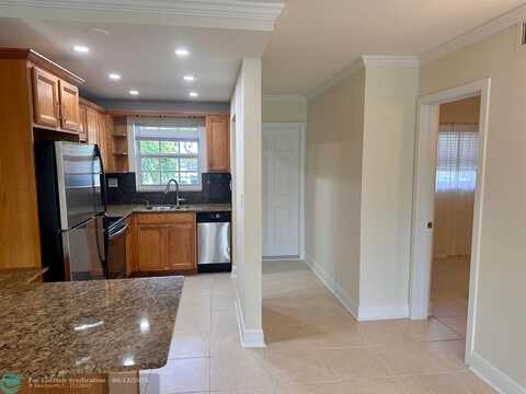 2901 NE 51st St, Fort Lauderdale, FL 33308