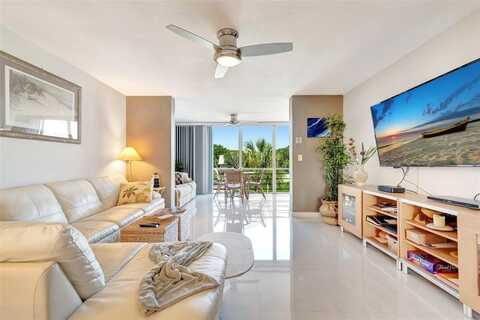 5900 NE 7th Ave, Boca Raton, FL 33487