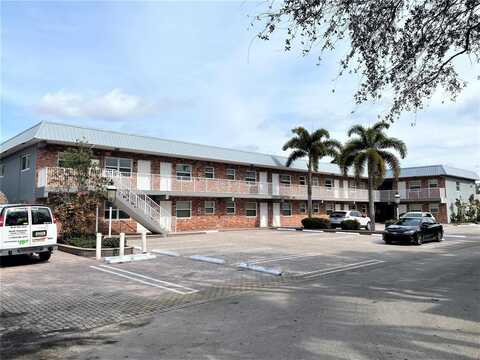 853 SE 4th Ct, Deerfield Beach, FL 33441